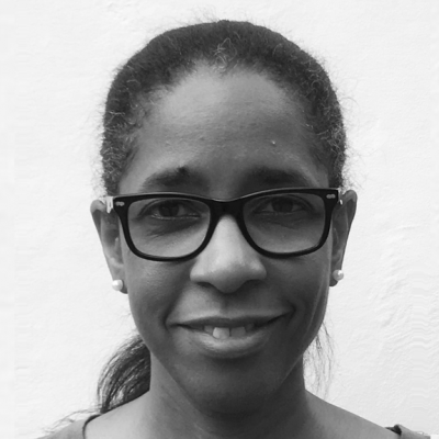 Photo of Lesley Kendall